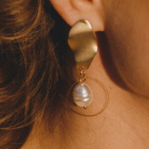 Curves Golden Earrings